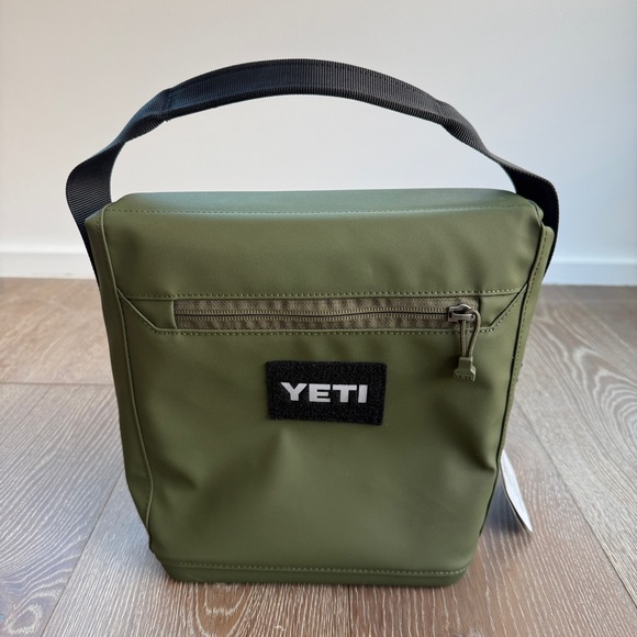 YETI '6L Lunch Bag' in Olive - Picture 11 of 16